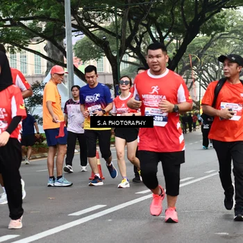Runner Photo 8084071