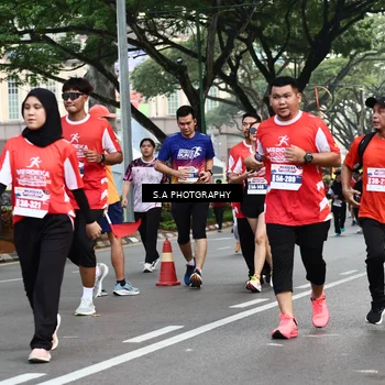 Runner Photo 8084085