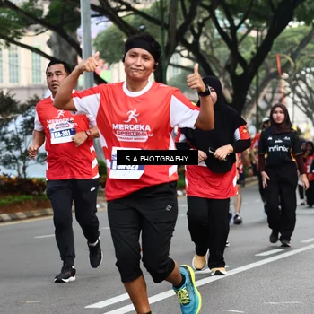 Runner Photo 8084117