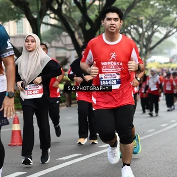 Runner Photo 8084130