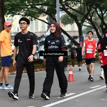 Runner Photo 8084142