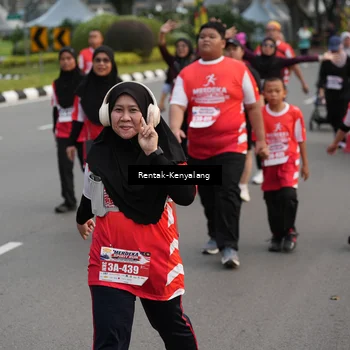 Runner Photo 8084210
