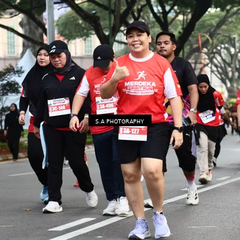 Runner Photo 8084223
