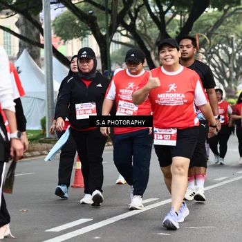 Runner Photo 8084224