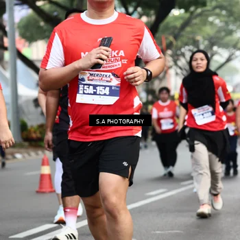 Runner Photo 8084241