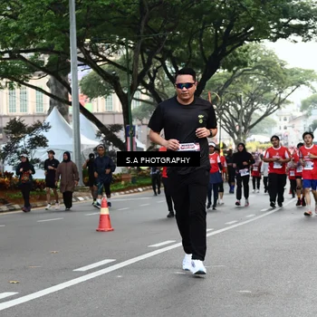 Runner Photo 8084274