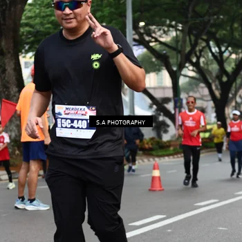 Runner Photo 8084277