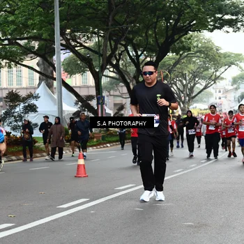 Runner Photo 8084287