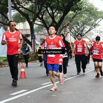 Runner Photo 8084292