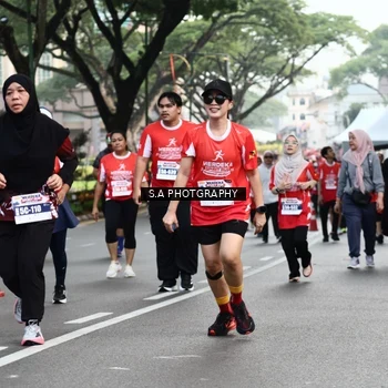 Runner Photo 8084301