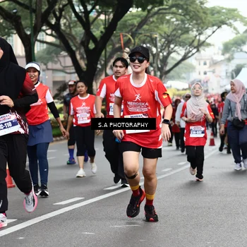 Runner Photo 8084306