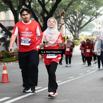 Runner Photo 8084317