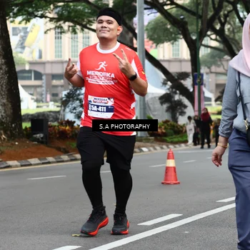 Runner Photo 8084347