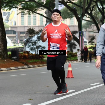 Runner Photo 8084352