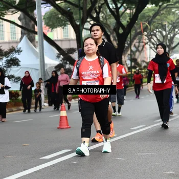 Runner Photo 8084386