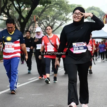 Runner Photo 8084396