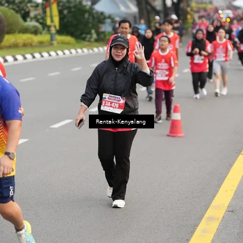 Runner Photo 8084401