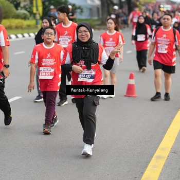 Runner Photo 8084428