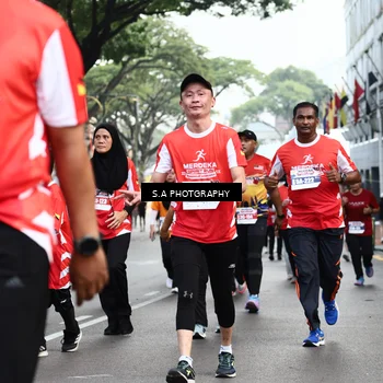 Runner Photo 8084437