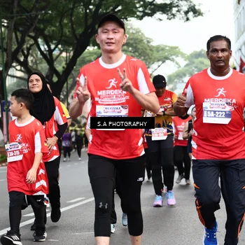 Runner Photo 8084453