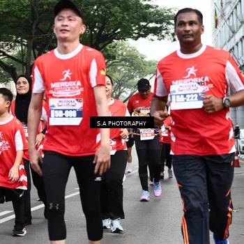 Runner Photo 8084465