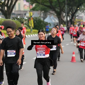 Runner Photo 8084474