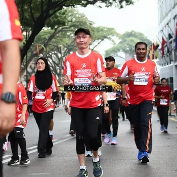 Runner Photo 8084475