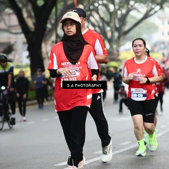 Runner Photo 8084480