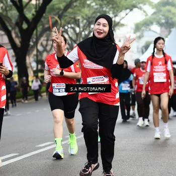 Runner Photo 8084493