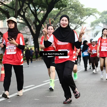 Runner Photo 8084495