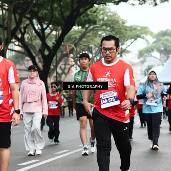 Runner Photo 8084608