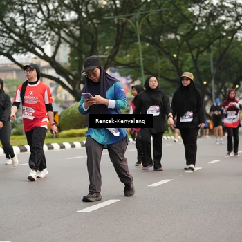 Runner Photo 8084645