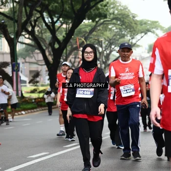 Runner Photo 8084647