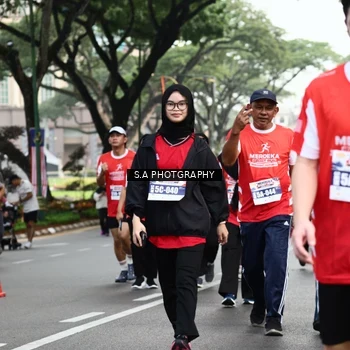 Runner Photo 8084650
