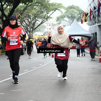 Runner Photo 8084675