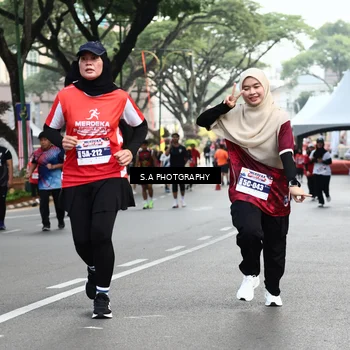 Runner Photo 8084683