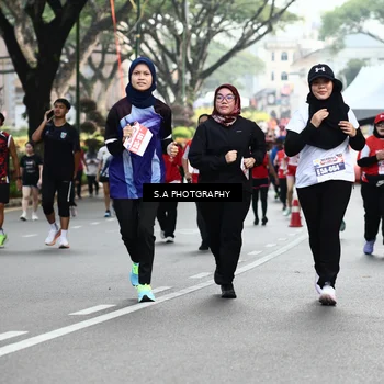 Runner Photo 8084690
