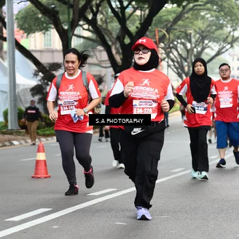 Runner Photo 8084695