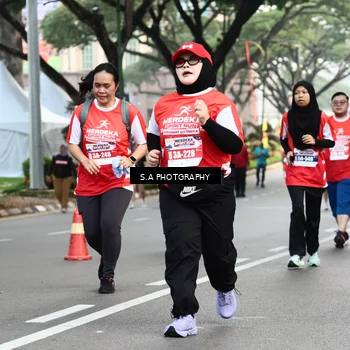 Runner Photo 8084696