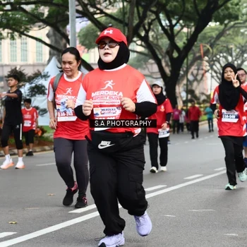 Runner Photo 8084699