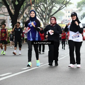 Runner Photo 8084700