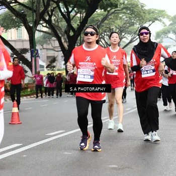 Runner Photo 8084740