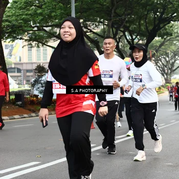 Runner Photo 8084749