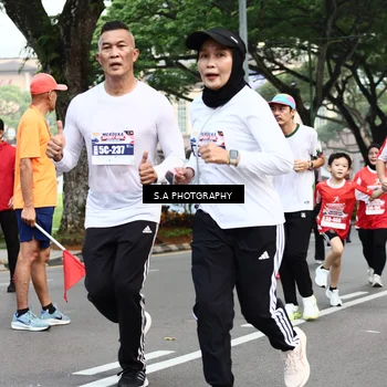 Runner Photo 8084753