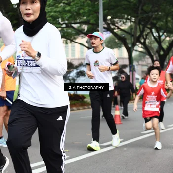 Runner Photo 8084755