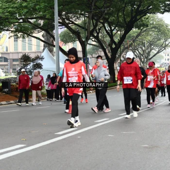 Runner Photo 8084771