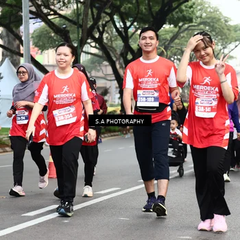 Runner Photo 8084833
