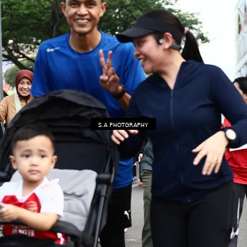 Runner Photo 8084851