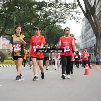 Runner Photo 8084859