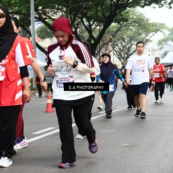 Runner Photo 8084896